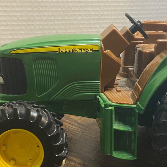 John Deere Ertl Licensed Green Toy Tractor 10”x5.5” Collectible Farm Vehicle - Picture 2 of 9